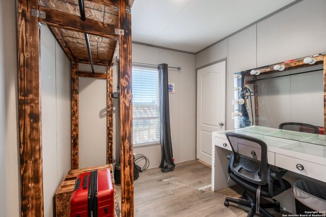 985 County Road 307, Jourdanton, TX 78026