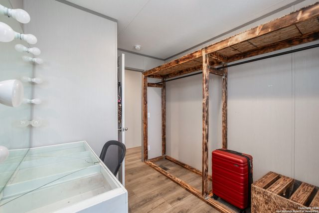 985 County Road 307, Jourdanton, TX 78026