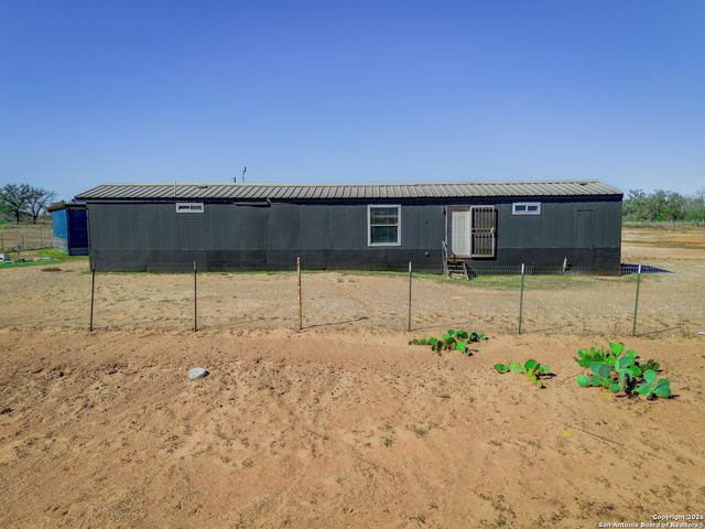 985 County Road 307, Jourdanton, TX 78026