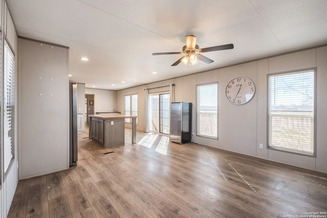 985 County Road 307, Jourdanton, TX 78026