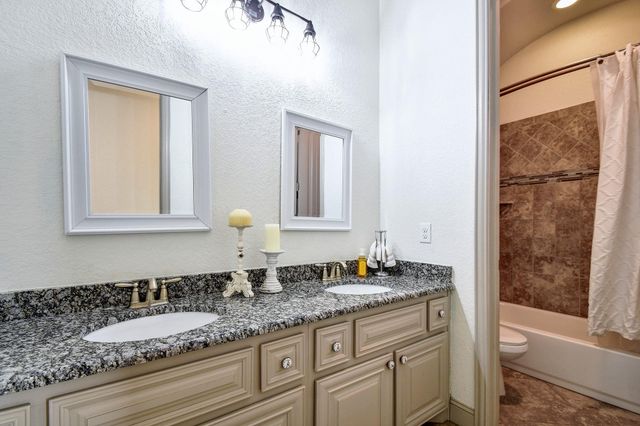 504 Mission Hill RUN, New Braunfels, TX 78132