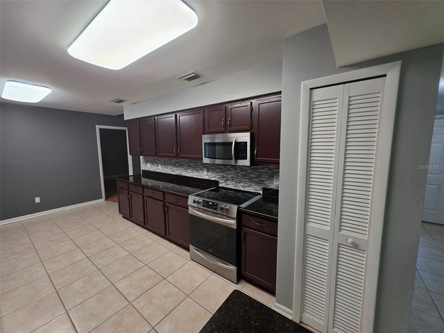 2473 BECK CIRCLE, Deltona, FL 32738