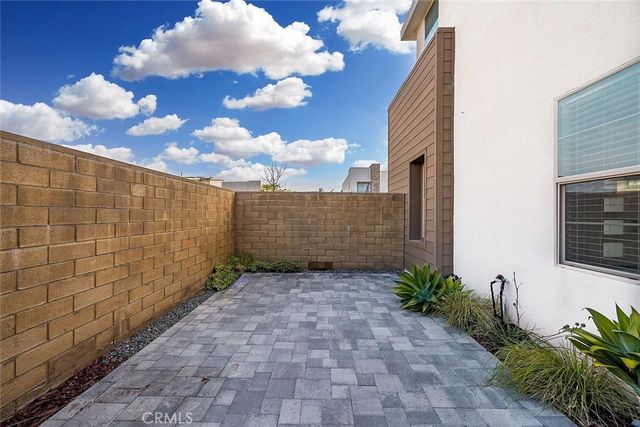 150 Scale, Irvine, CA 92618