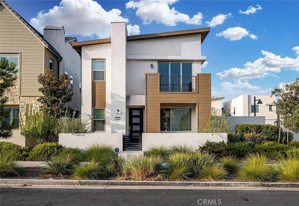 150 Scale, Irvine, CA 92618