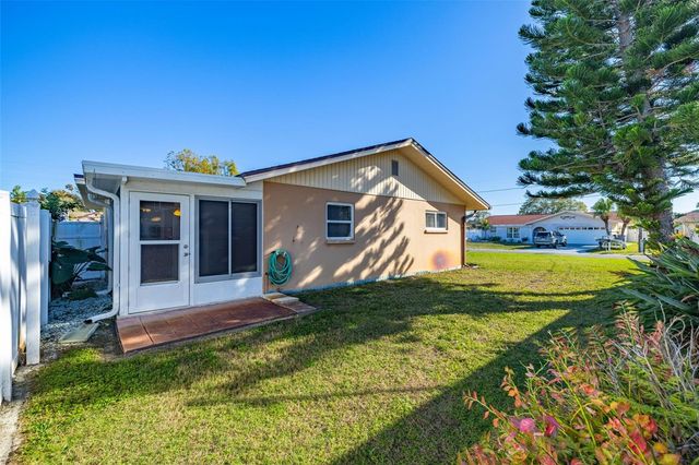 314 CIRCLE DRIVE, Palm Harbor, FL 34683