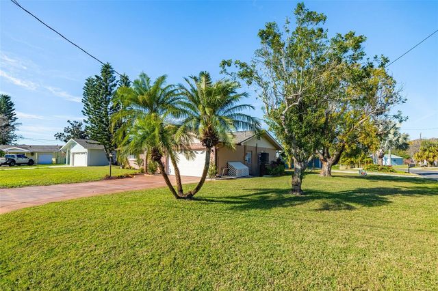 314 CIRCLE DRIVE, Palm Harbor, FL 34683