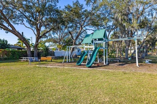 314 CIRCLE DRIVE, Palm Harbor, FL 34683