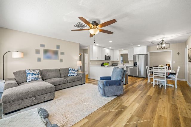 314 CIRCLE DRIVE, Palm Harbor, FL 34683