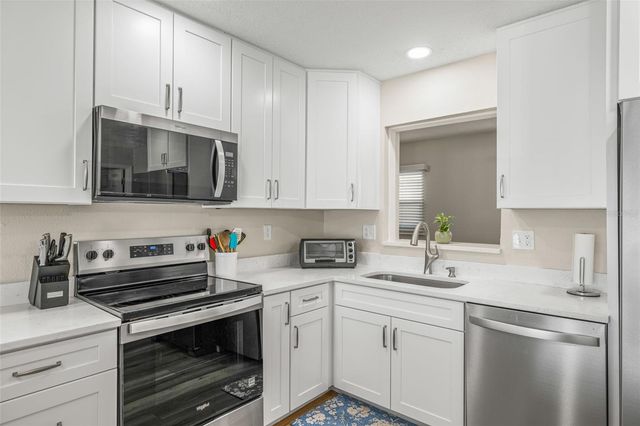 314 CIRCLE DRIVE, Palm Harbor, FL 34683