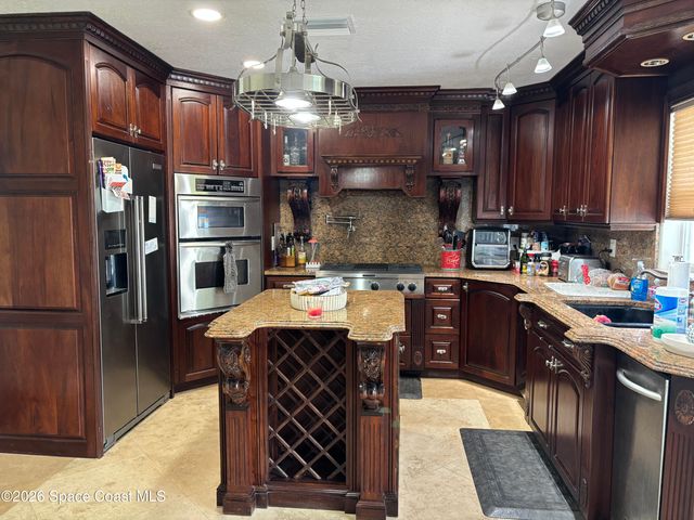 1192 White Oak Circle, Melbourne, FL 32934