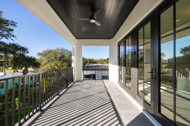 12385 COCONUT ROW Road, Palm Beach Gardens, FL 33410
