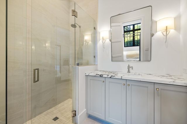12385 COCONUT ROW Road, Palm Beach Gardens, FL 33410