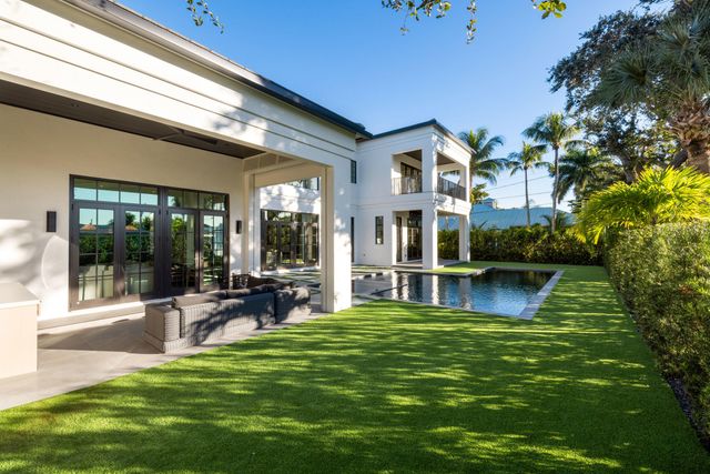 12385 COCONUT ROW Road, Palm Beach Gardens, FL 33410