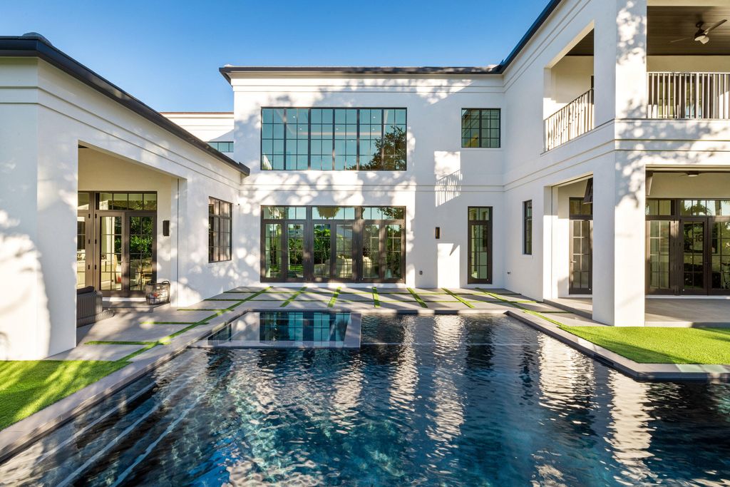 12385 COCONUT ROW Road, Palm Beach Gardens, FL 33410