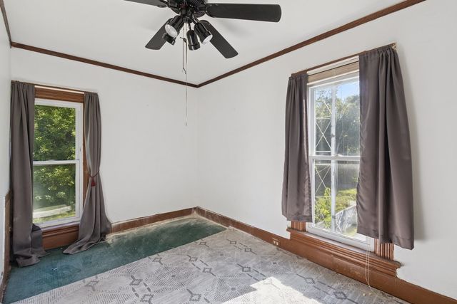 201 N Hinkley Avenue, Rockford, IL 61101