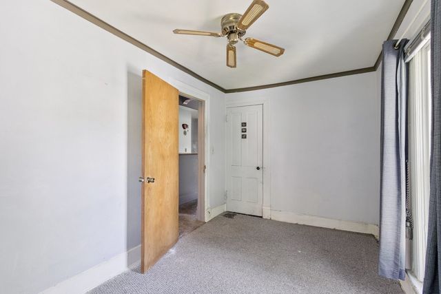 201 N Hinkley Avenue, Rockford, IL 61101