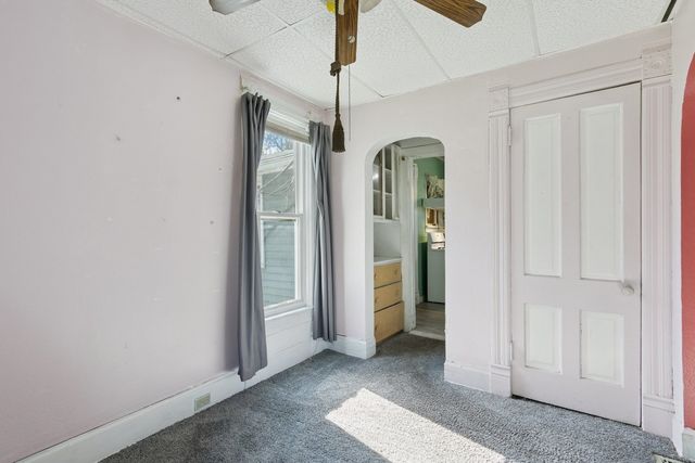 201 N Hinkley Avenue, Rockford, IL 61101