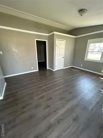 142 Saint Robert Drive, Cahokia, IL 62206