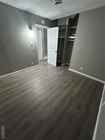 142 Saint Robert Drive, Cahokia, IL 62206