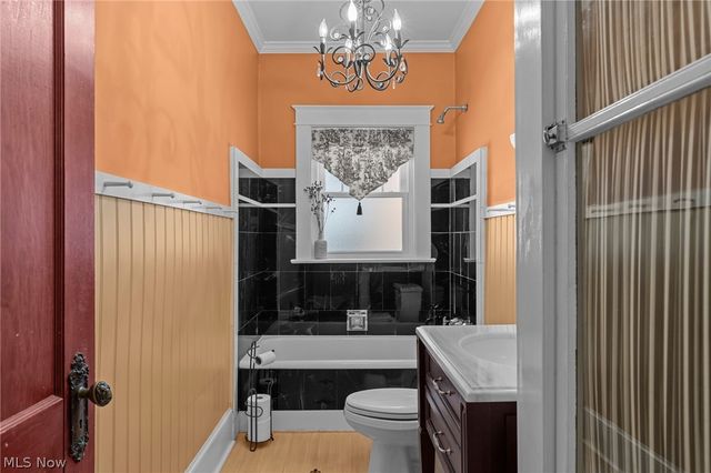168 Castle Boulevard, Akron, OH 44313