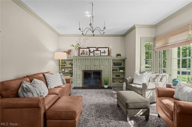 168 Castle Boulevard, Akron, OH 44313