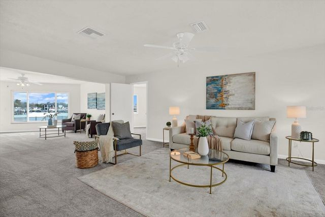 5675 BAYVIEW DRIVE, Seminole, FL 33772