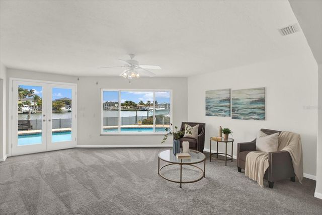 5675 BAYVIEW DRIVE, Seminole, FL 33772