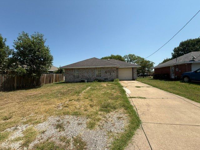 108 Amy Drive, Crandall, TX 75114
