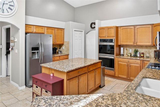 140 RACHEL LIN LANE, St Cloud, FL 34771