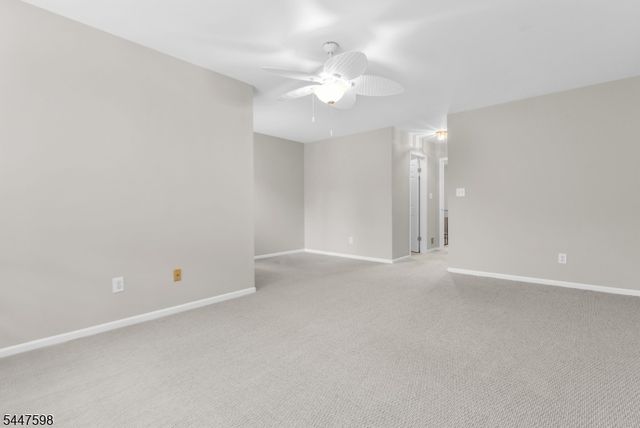 154 Leeds Ct 154, Madison Boro, NJ 07940