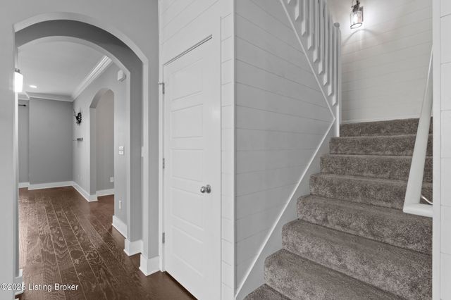 182 Washington Commons Dr, Mt Washington, KY 40047