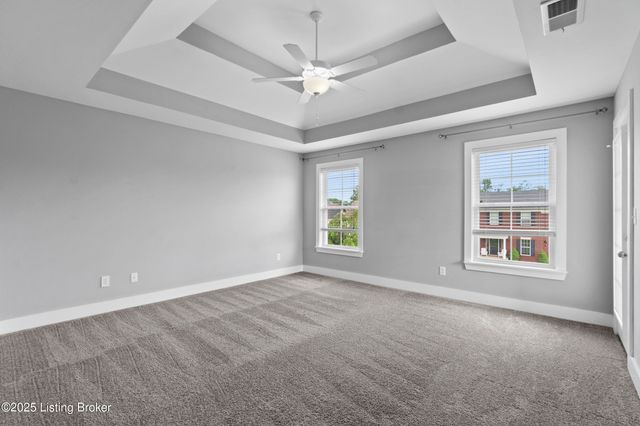 182 Washington Commons Dr, Mt Washington, KY 40047