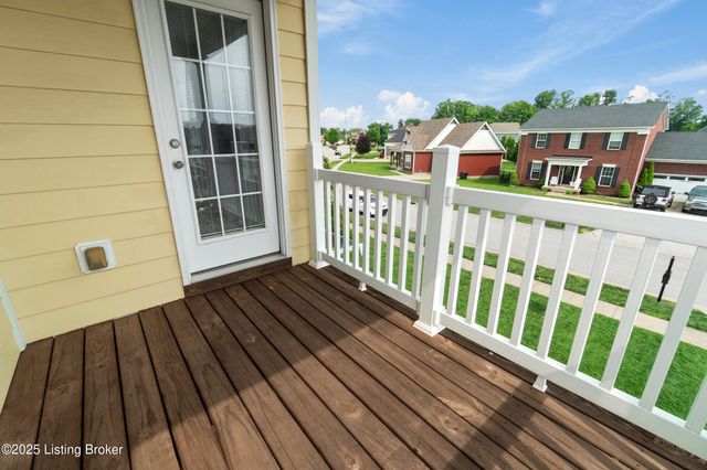 182 Washington Commons Dr, Mt Washington, KY 40047