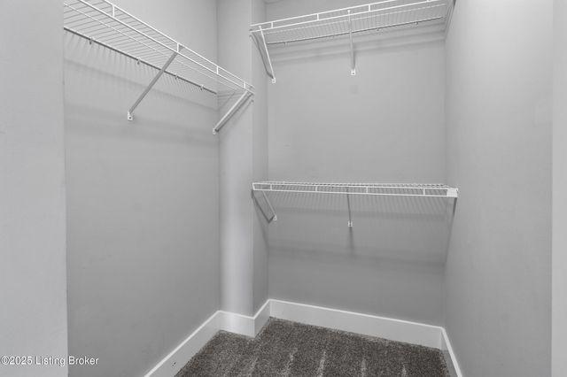 182 Washington Commons Dr, Mt Washington, KY 40047