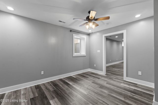 182 Washington Commons Dr, Mt Washington, KY 40047