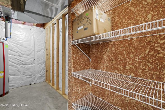 182 Washington Commons Dr, Mt Washington, KY 40047