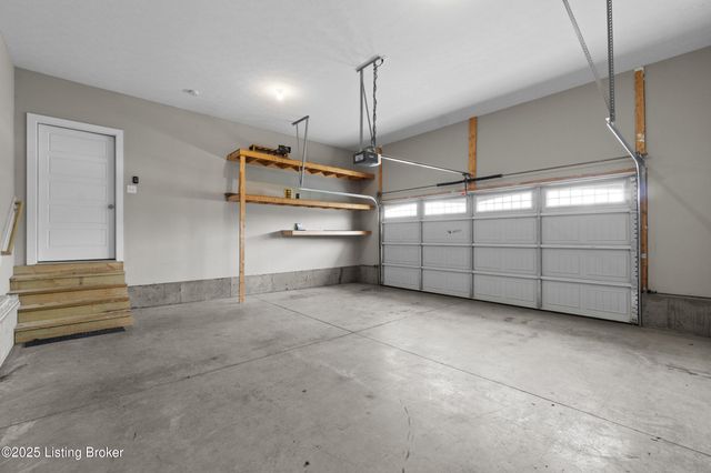 182 Washington Commons Dr, Mt Washington, KY 40047