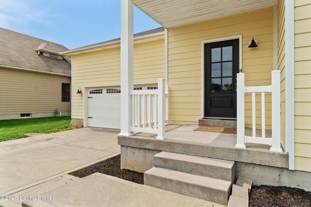 182 Washington Commons Dr, Mt Washington, KY 40047