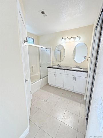 4065 Ivey Vista Way, Oceanside, CA 92057