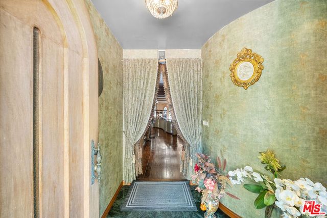 5006 Los Feliz Boulevard, Los Angeles, CA 90027