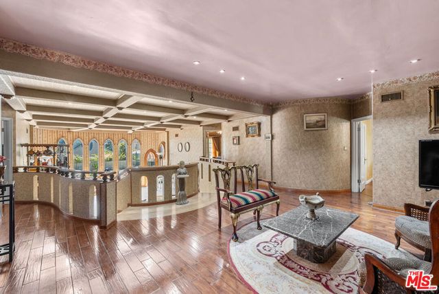 5006 Los Feliz Boulevard, Los Angeles, CA 90027