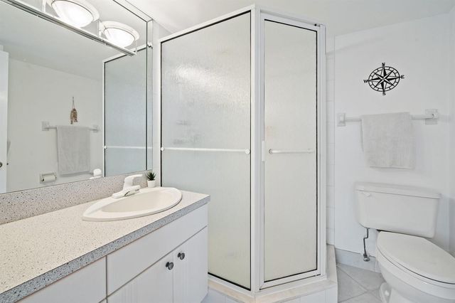 1050 Hillsboro Mile 203w, Hillsboro Beach, FL 33062