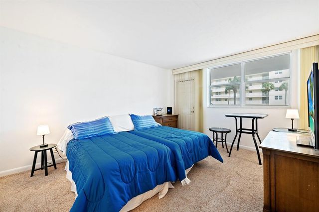 1050 Hillsboro Mile 203w, Hillsboro Beach, FL 33062