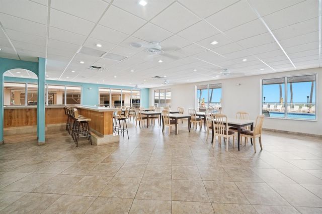 1050 Hillsboro Mile 203w, Hillsboro Beach, FL 33062