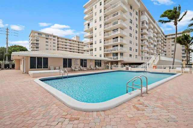 1050 Hillsboro Mile 203w, Hillsboro Beach, FL 33062