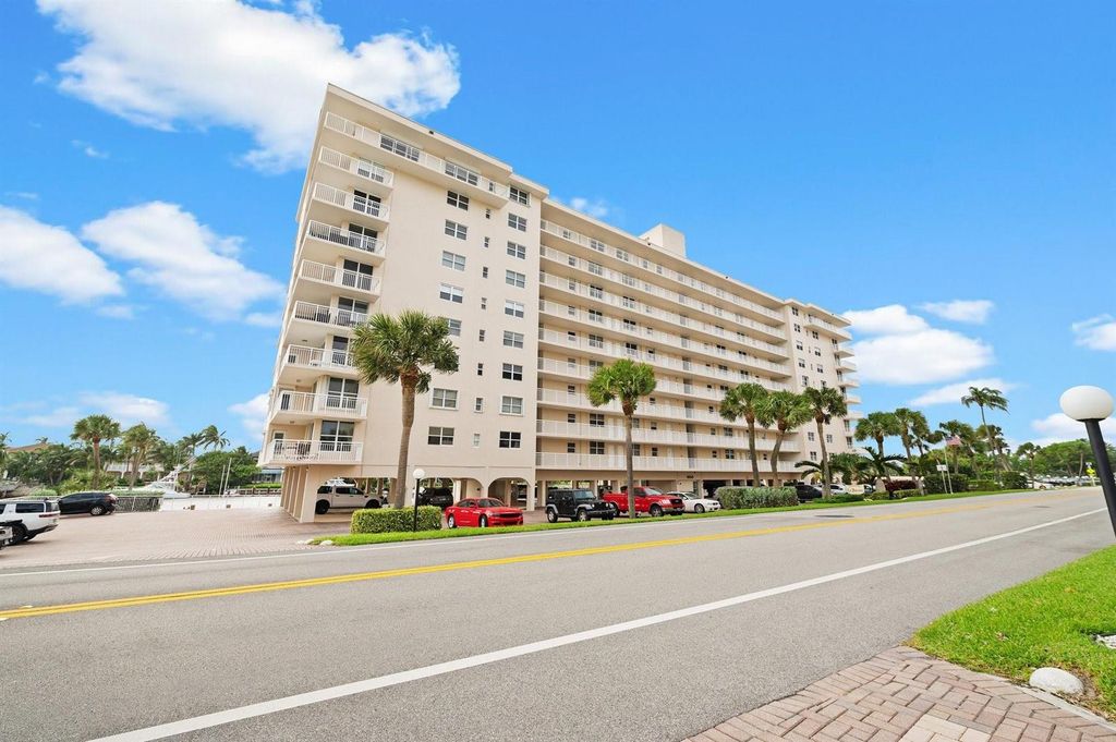 1050 Hillsboro Mile 203w, Hillsboro Beach, FL 33062