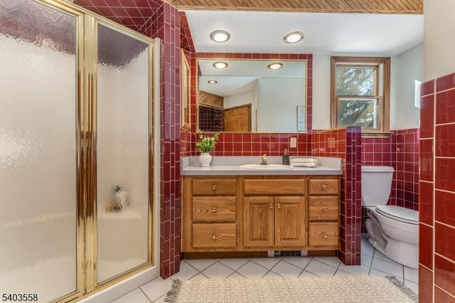 3 Harwich Rd, Lopatcong Twp., NJ 08865