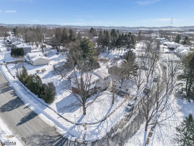 3 Harwich Rd, Lopatcong Twp., NJ 08865