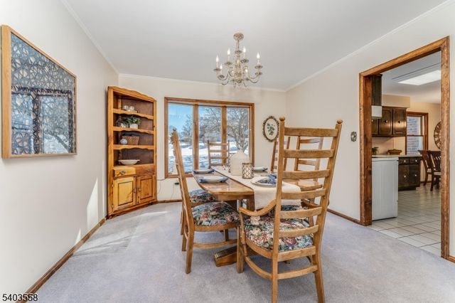 3 Harwich Rd, Lopatcong Twp., NJ 08865