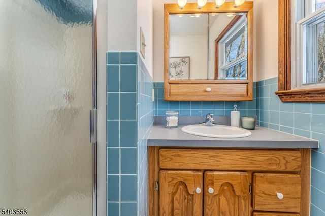 3 Harwich Rd, Lopatcong Twp., NJ 08865